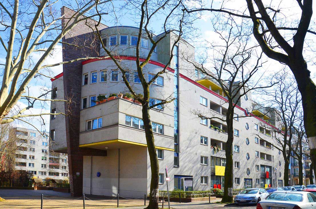 Wohnanlage Orber Straße mit runden Fassadenelementen