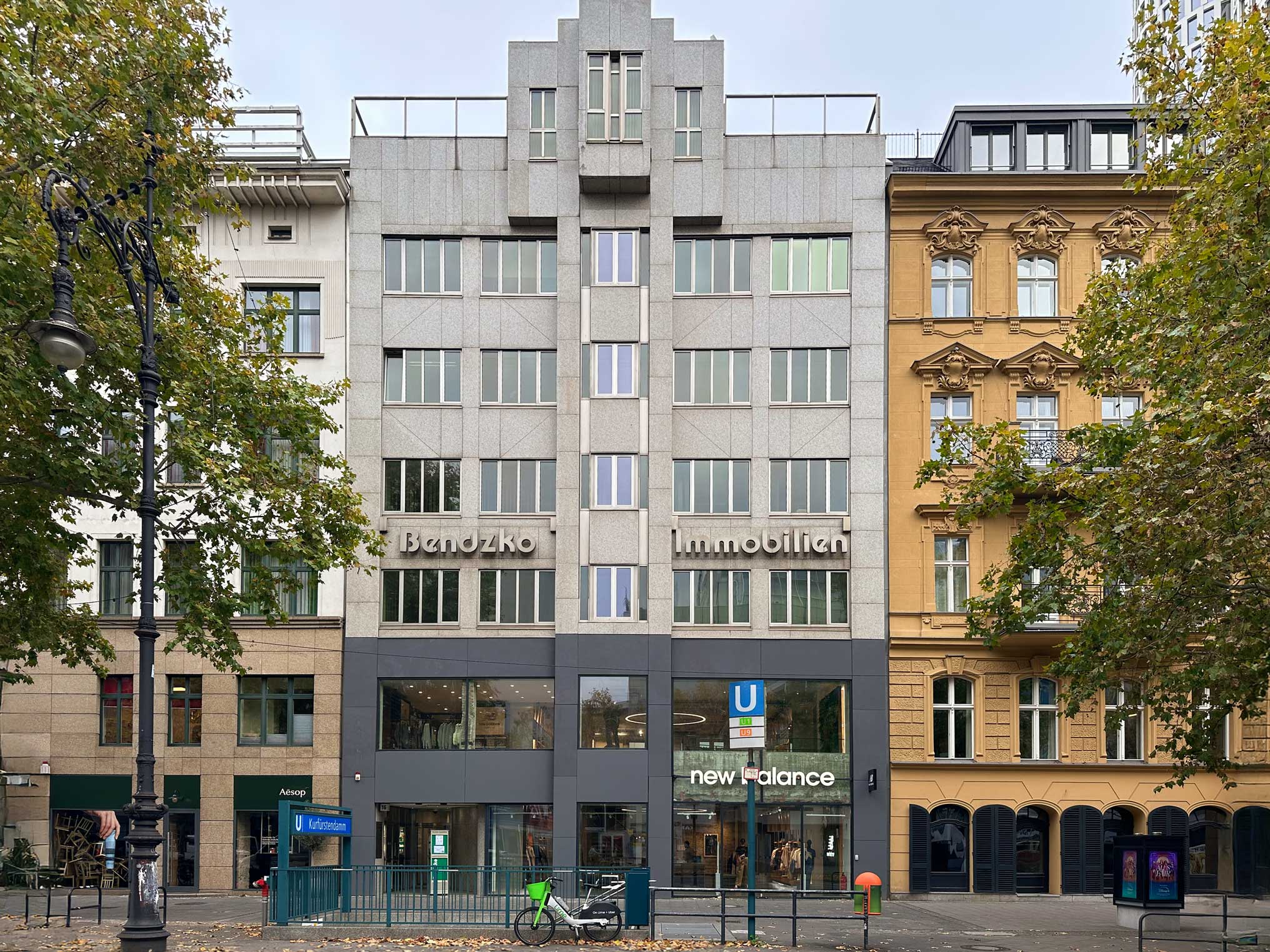 Bendzko Immobilien am Ku-Damm im Herbst